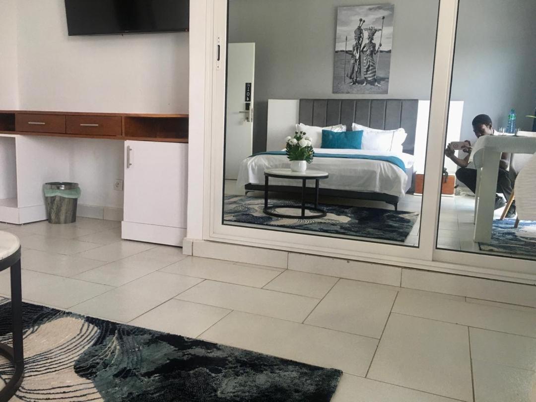 Sosuite Saly Portudal Kamer foto